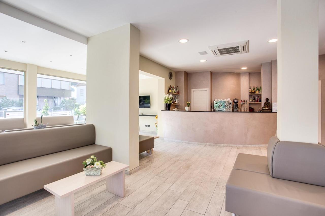 Hotel Riz Τσέρβια Εξωτερικό φωτογραφία